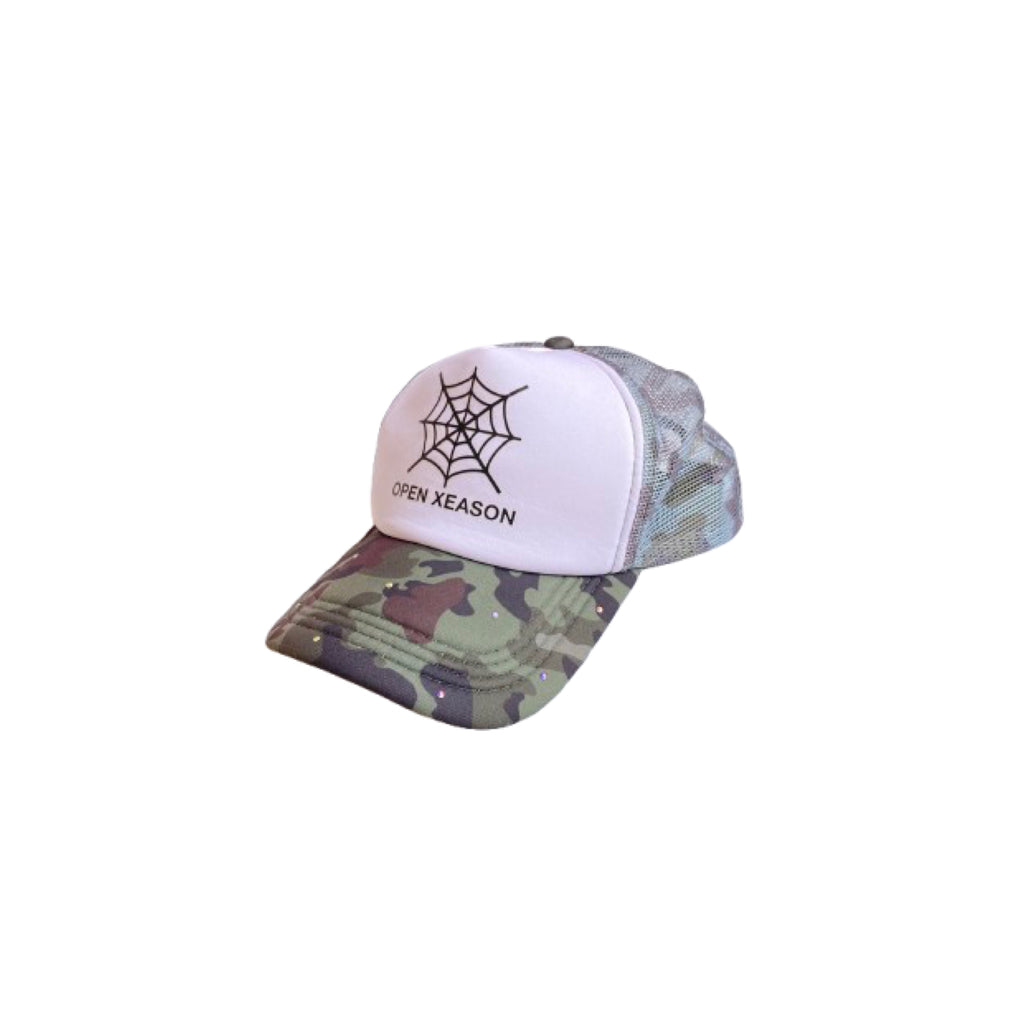 WHITE-CROWN PANEL CAMO CAP (LIMITED)