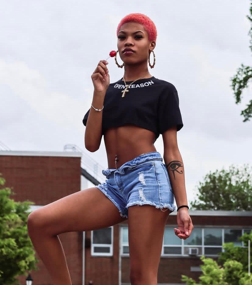 OPEN XEASON UNIFORM CROP